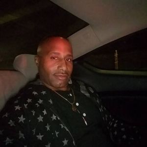 Meet your Posher, Gregory